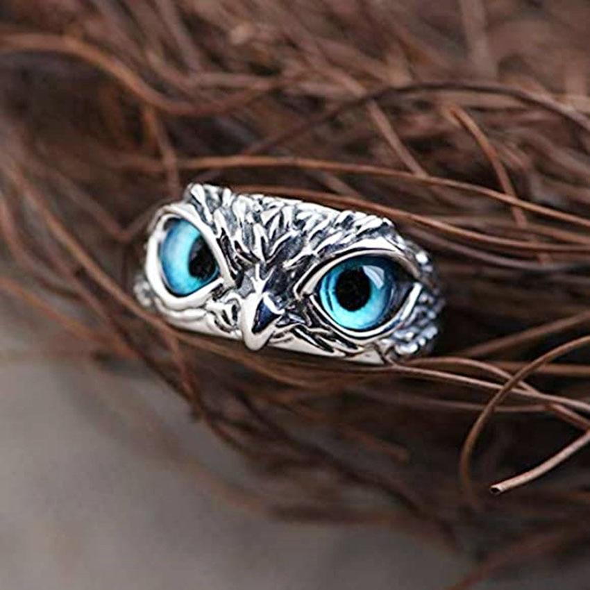 Verstellbarer Ring „Eule des Glücks“ aus Silber und Opal 