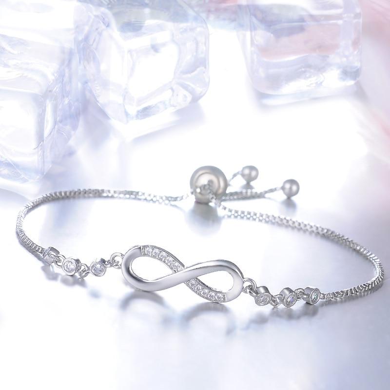 Verstellbares Infinity-Armband in Silber 